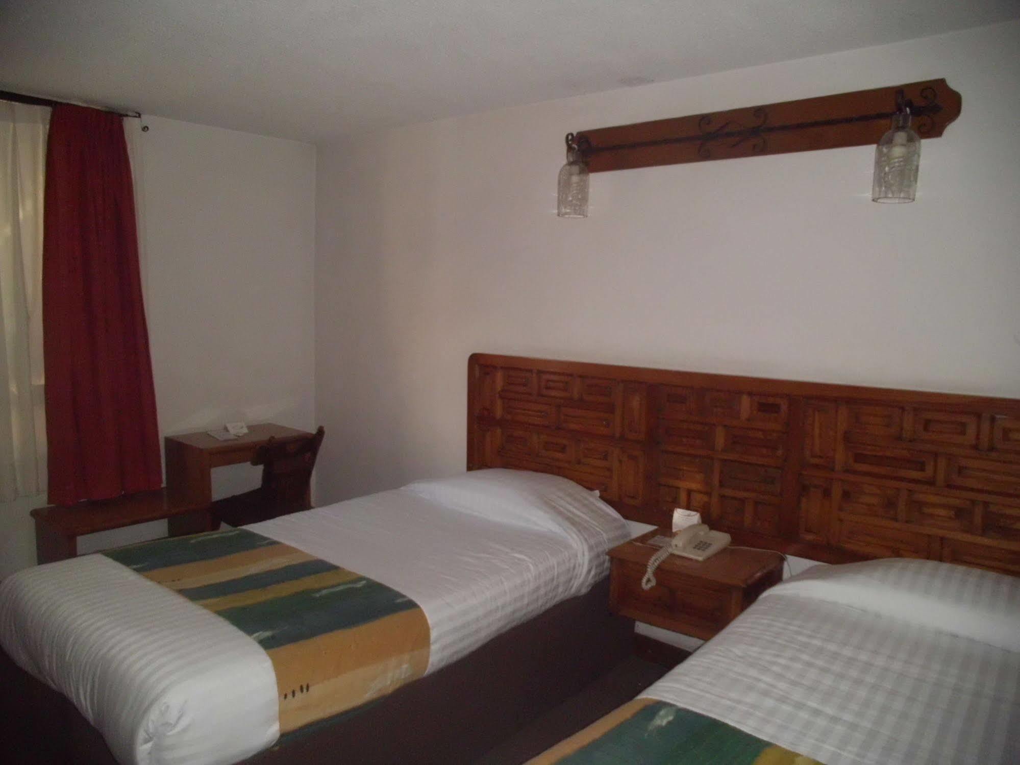 Hotel La Posada Аписако Экстерьер фото